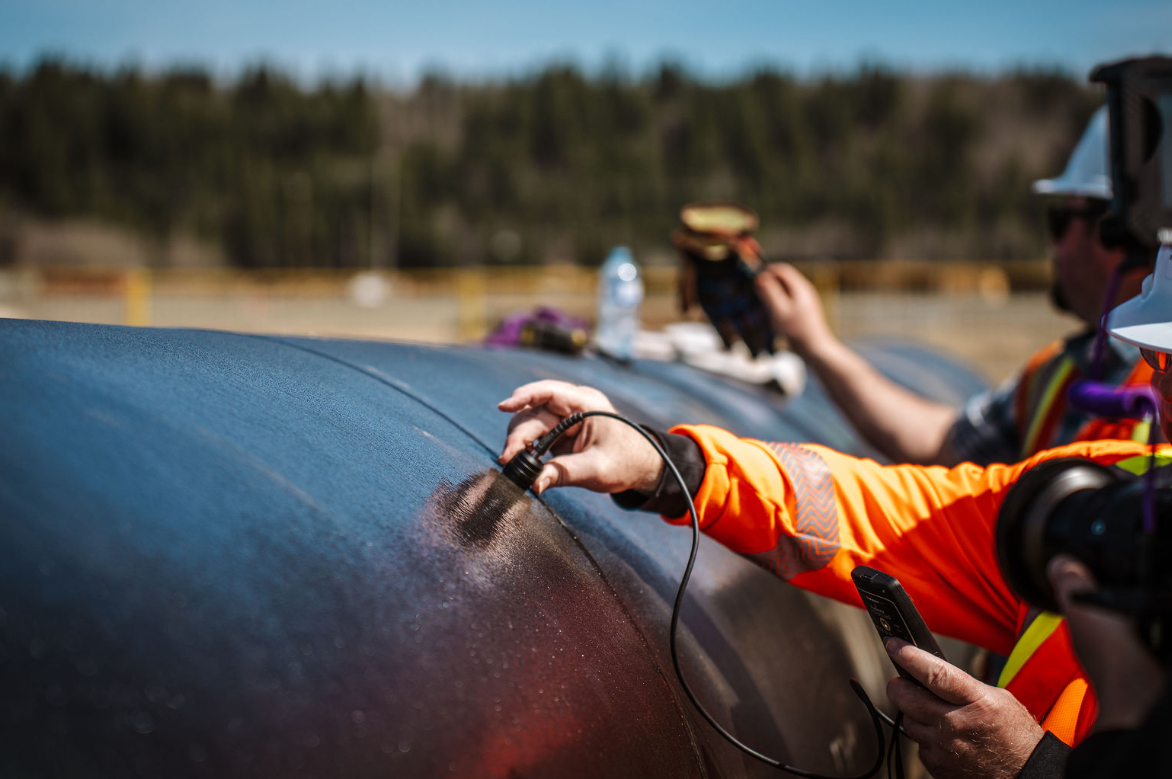 Tennexor polyurea coating thickness measurement on pipeline